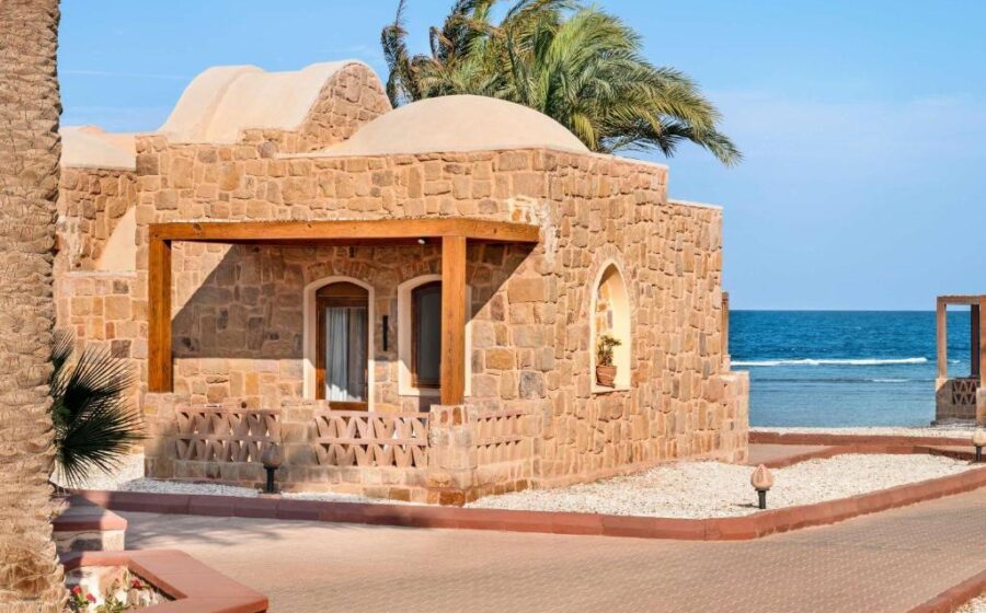 Marsa Alam Airport to Mövenpick Resort Private Transfer